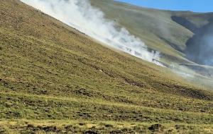 آتش سوزی در منطقه بزقوش و نابودی ۷ هکتار از مراتع